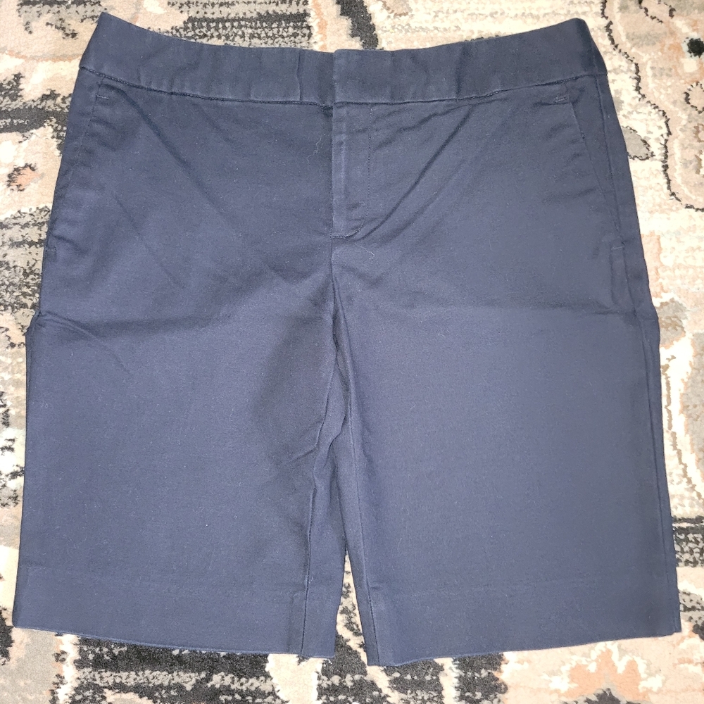 Women's 2 "Banana Republic" Navy Blue Hampton Fit Shorts
